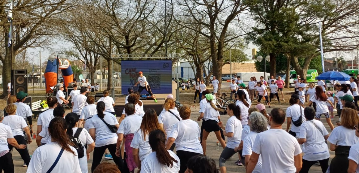 Clase de Zumba con la profe Vale Carrizo